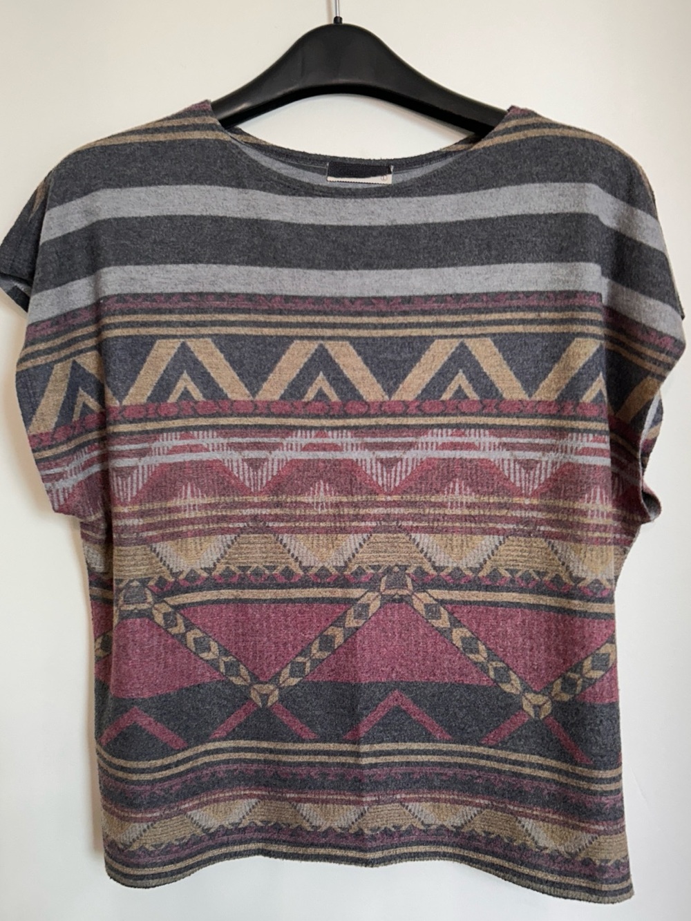 TRIBAL SHORT SLEEVE BOXY TOP